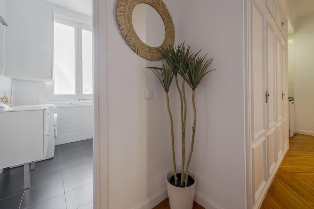 Petite E Chic Loft Para 3 En El Corazon De Madrid Bagian luar foto